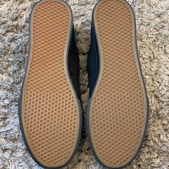 All Black Vans Lo Pro - Picture 4 of 5